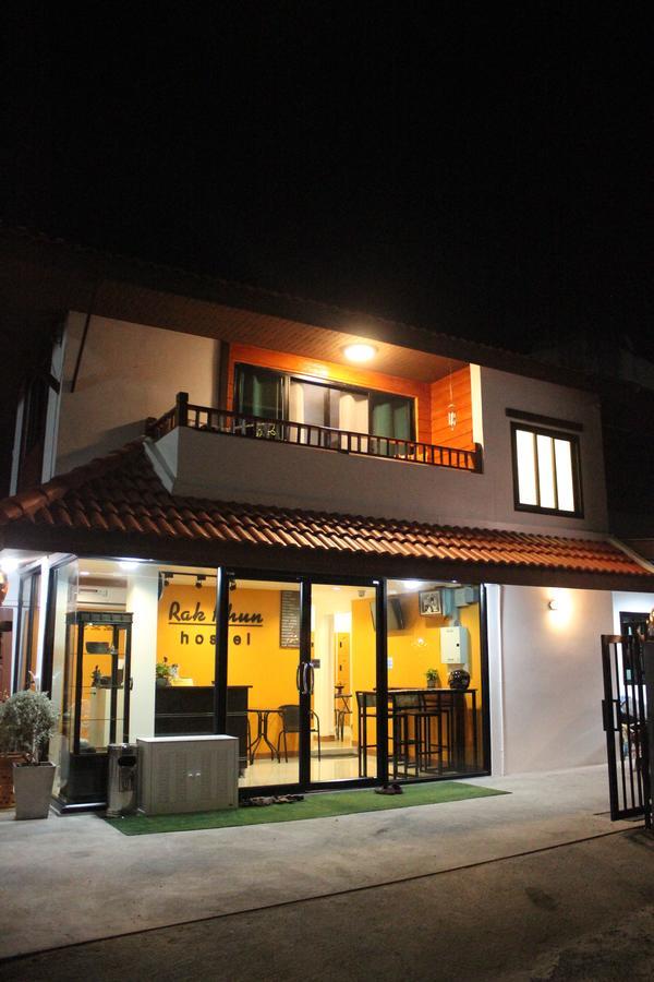Rak Khun Hostel Chiang Mai Exterior photo